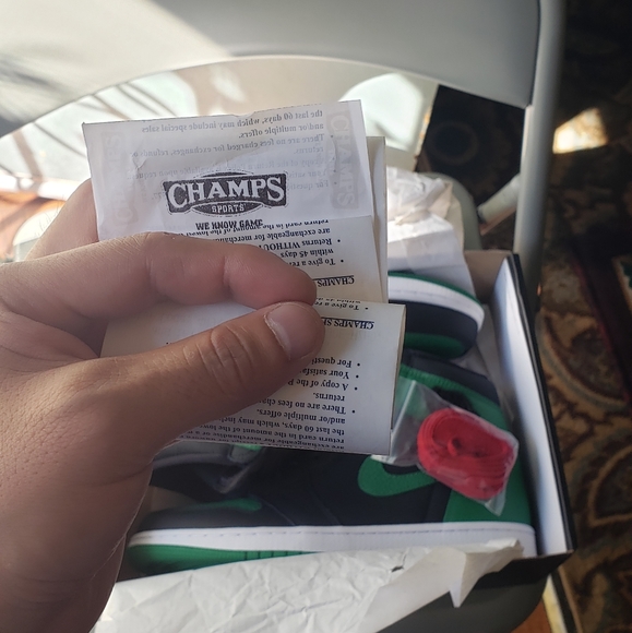 Jordan 1 pine green 2.0 - Picture 5 of 5